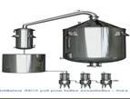 Distiller for essential oils and flavors